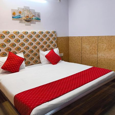 Hotel Metro Park New Delhi Buitenkant foto
